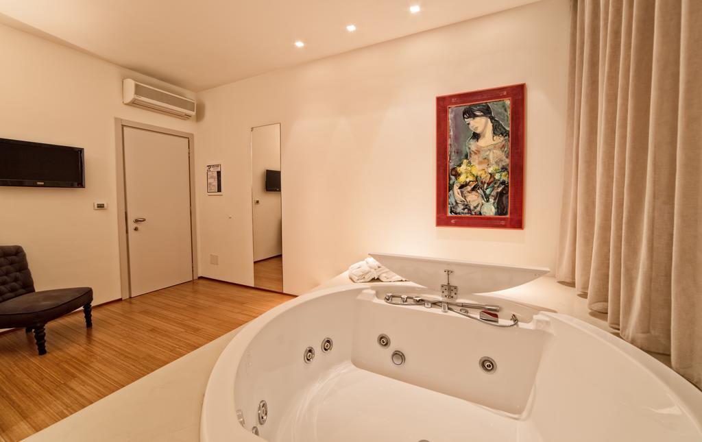 Hotel Country House La Radice Civitanova Marche Room photo