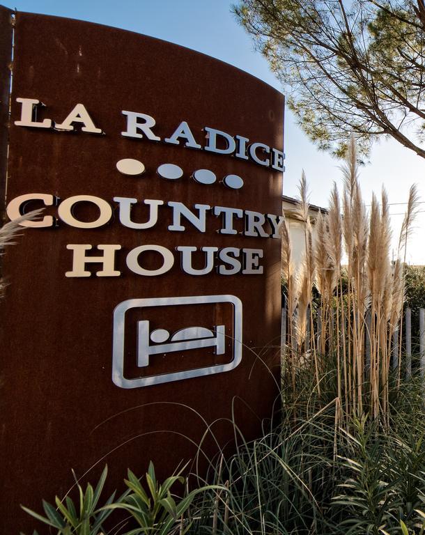Hotel Country House La Radice Civitanova Marche Exterior photo